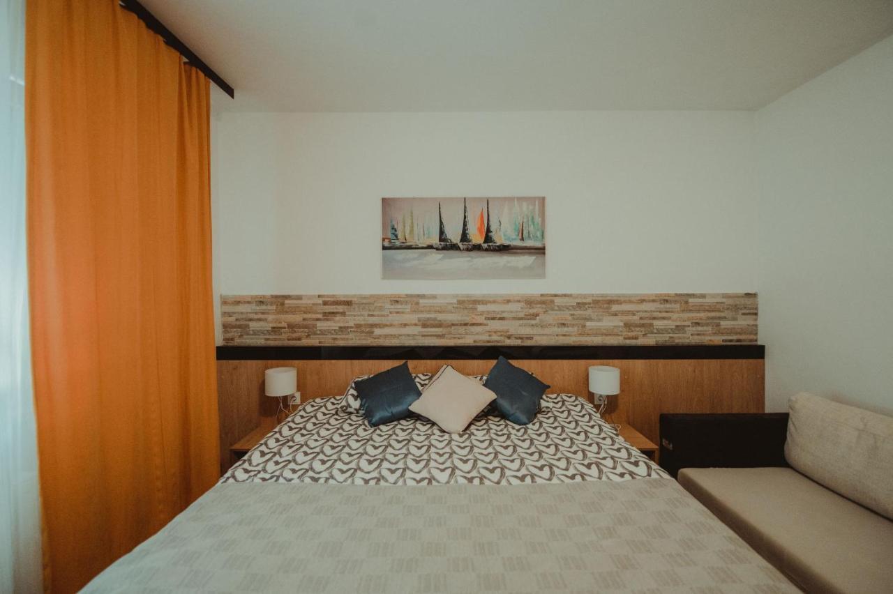 Apartman Lovric Dakovo Ngoại thất bức ảnh