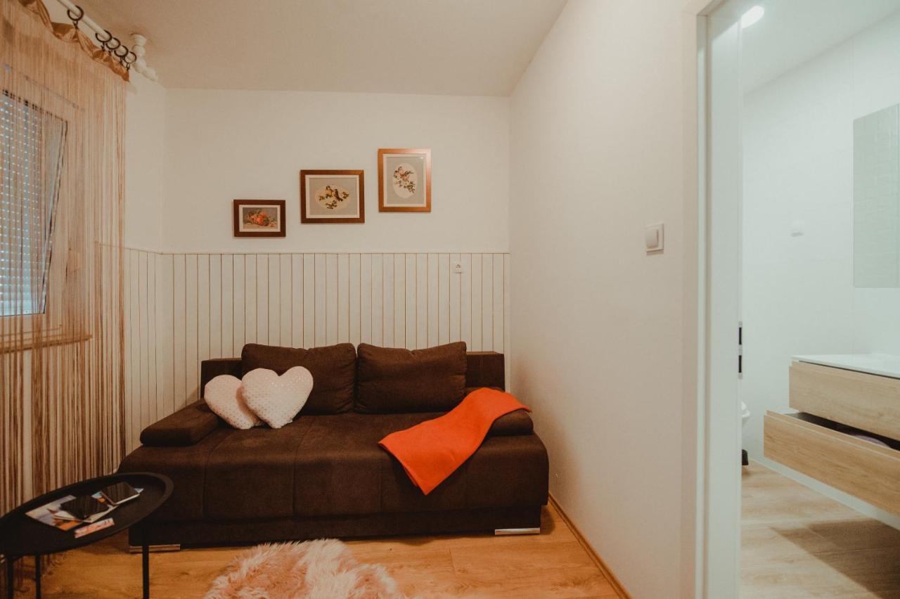 Apartman Lovric Dakovo Ngoại thất bức ảnh